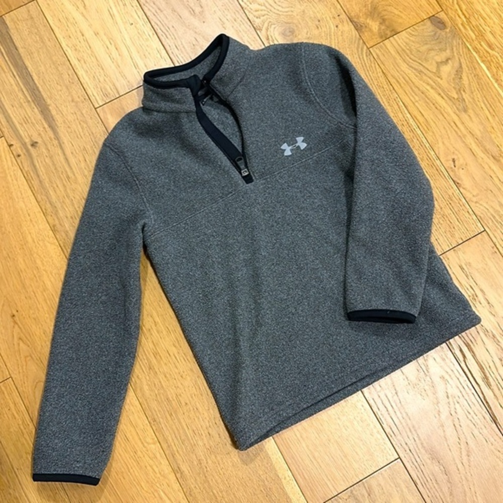 Under Armour fleece quarter zip up